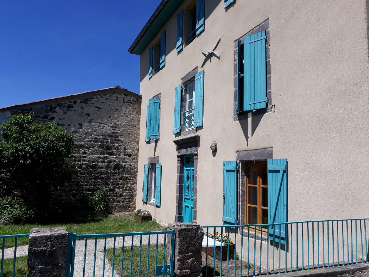 Maison de la Monne Olloix Extérieur photo
